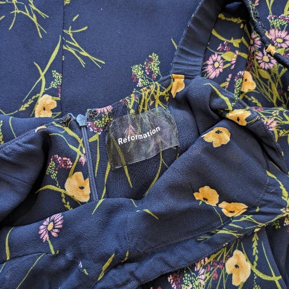 Reformation Peridot Side Slit Midi Dress in Mademoiselle - Size 4 - Picture 7 of 8